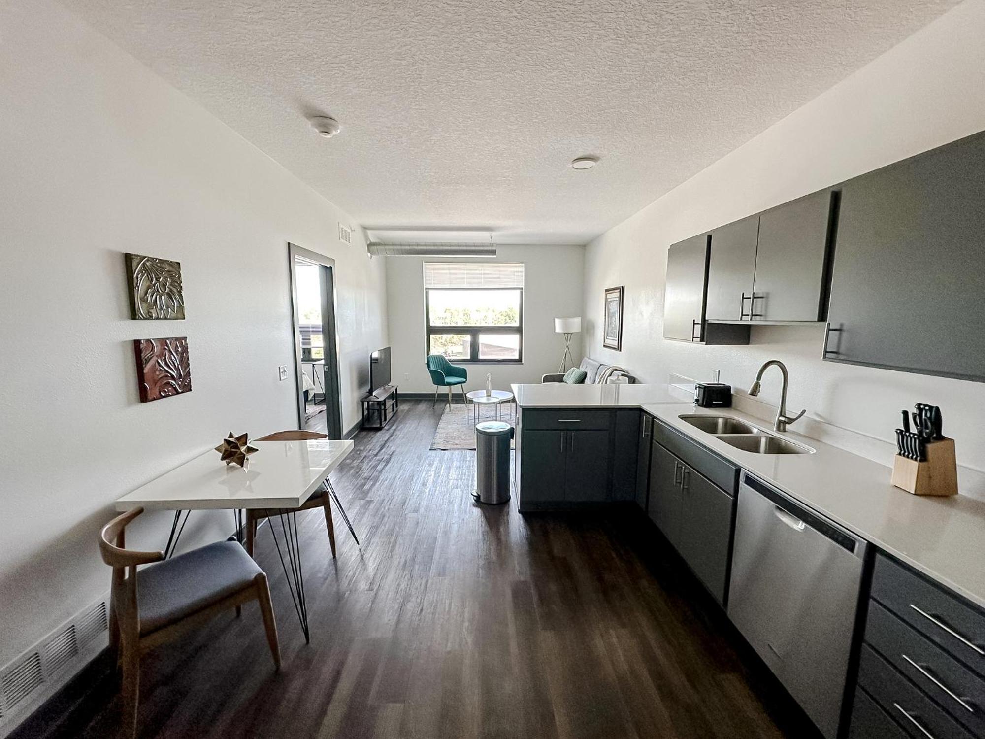 Sleepover 1Bd 1Ba Des Moines Apartments 외부 사진